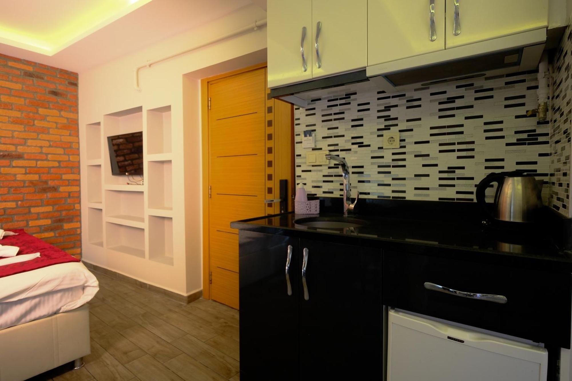 Taksim Celebi Suites Istambul Exterior foto