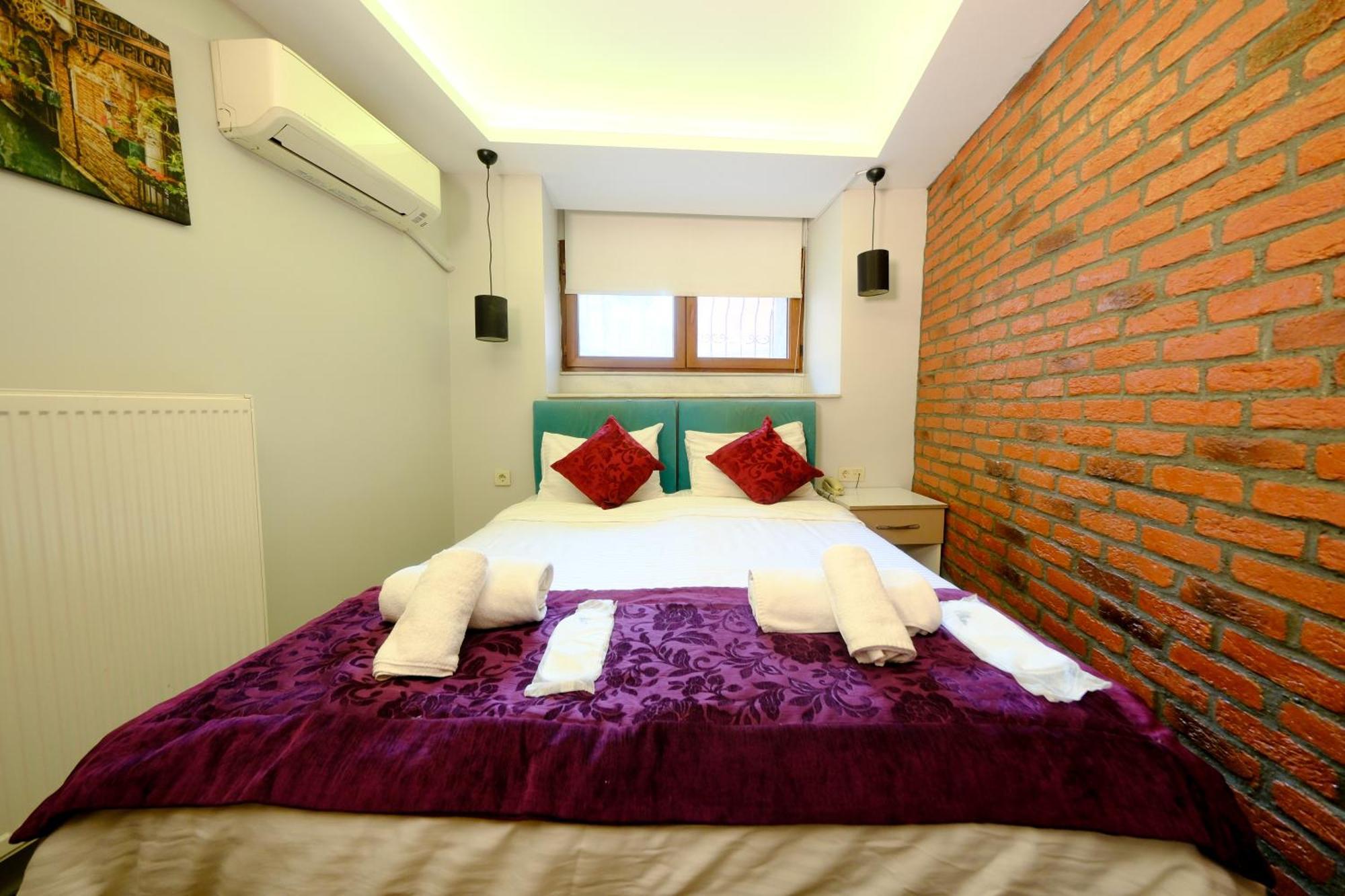 Taksim Celebi Suites Istambul Exterior foto